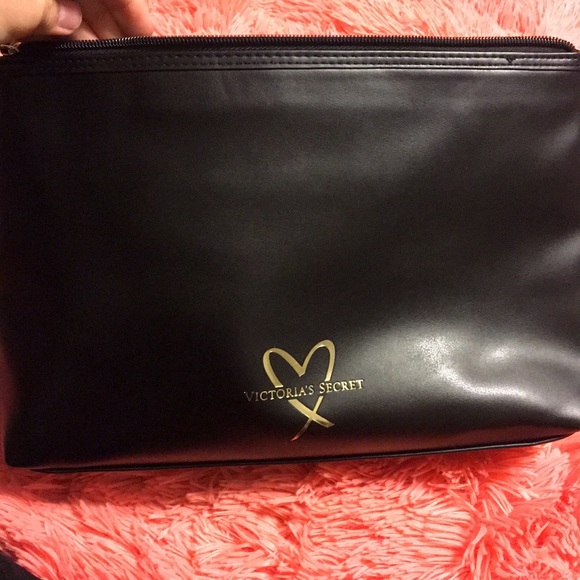 Victorias Secret Makeup bag sequin designs - Picture 5 of 5